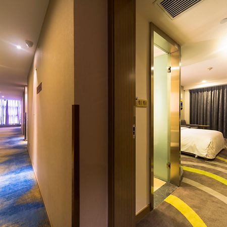 Holiday Inn Express Chengdu Jinniu By Ihg ภายนอก รูปภาพ