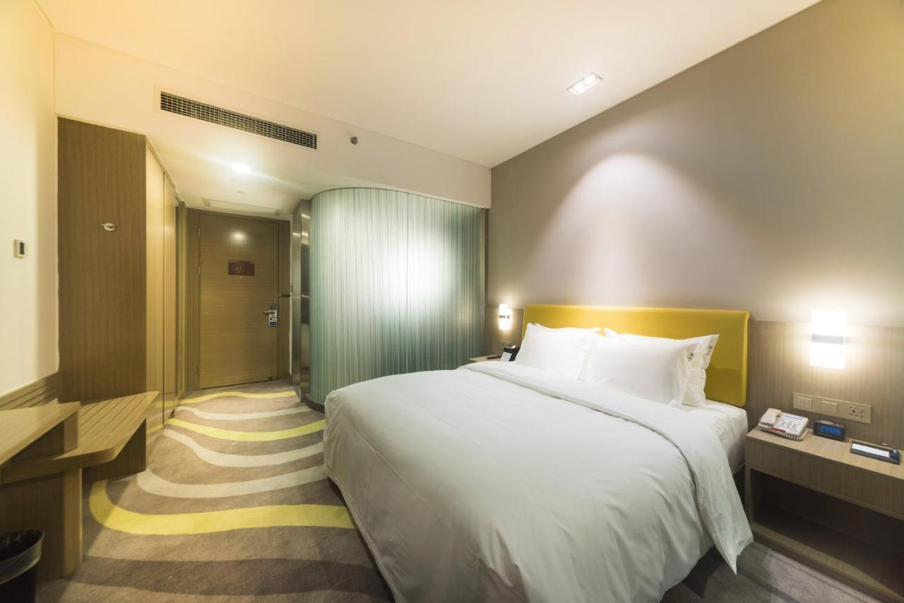 Holiday Inn Express Chengdu Jinniu By Ihg ภายนอก รูปภาพ